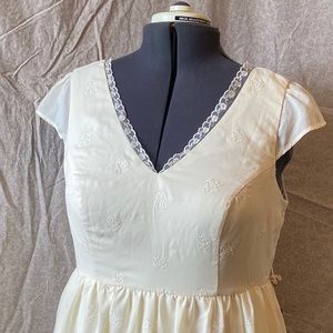 ModCloth embroidered dress